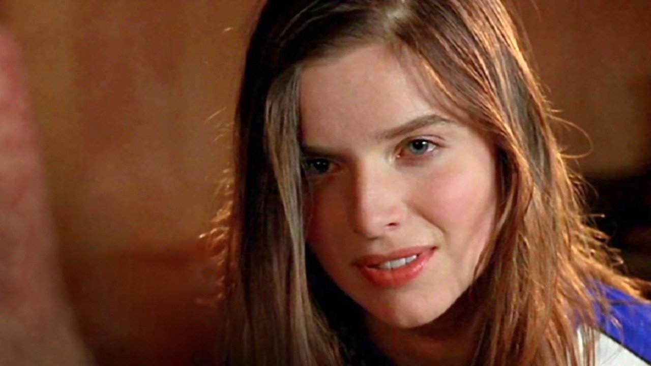 এভরিবডি ফেমাস 